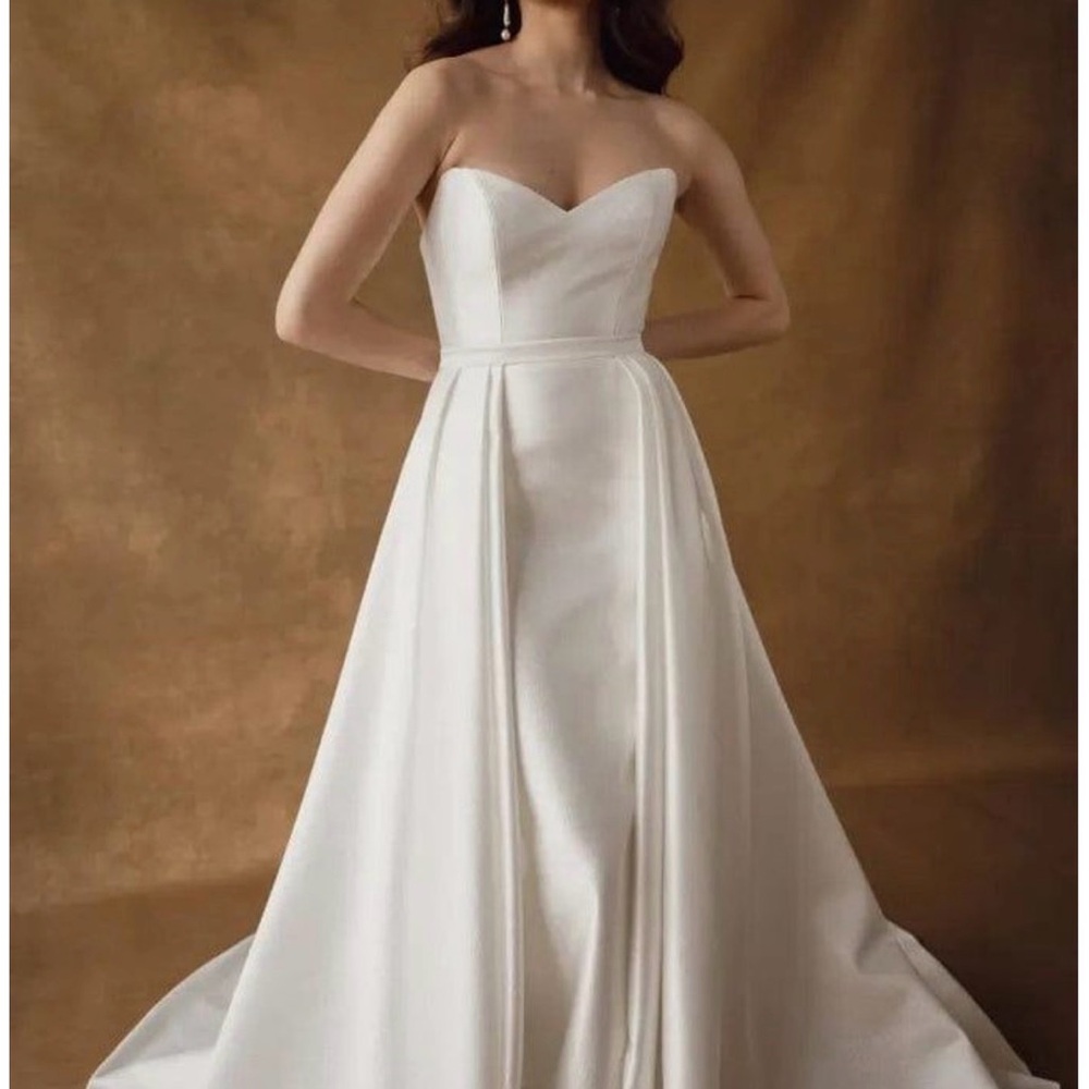 Brand New Jenny Yoo Dovima Wedding Dress Size 12, Detachable Overskirt